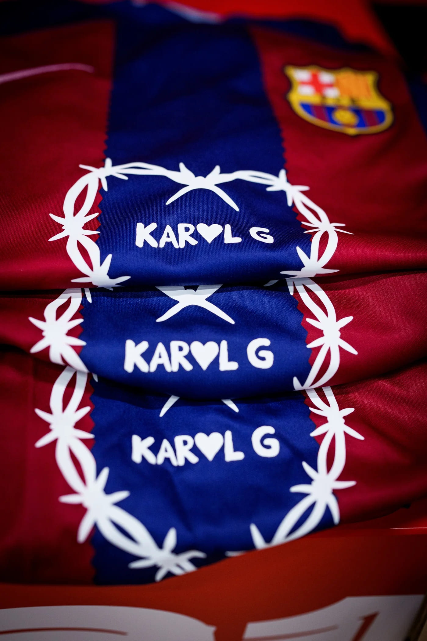barcelona X karol G version aficionado en camisetasfutbol.mx.jpg
