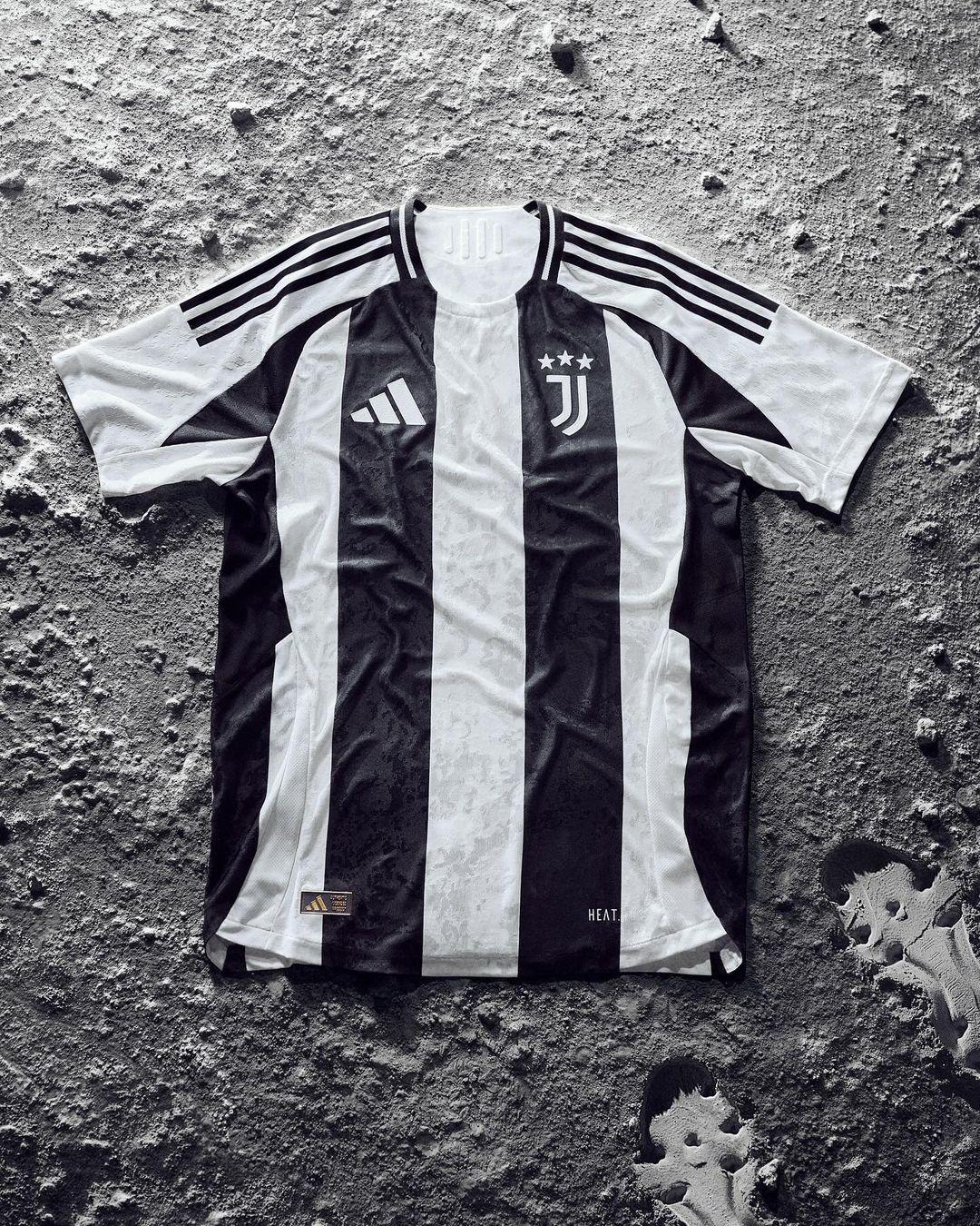 Camiseta auténtica de Juventus 2024/25 | Camisetasfutbol.jpg