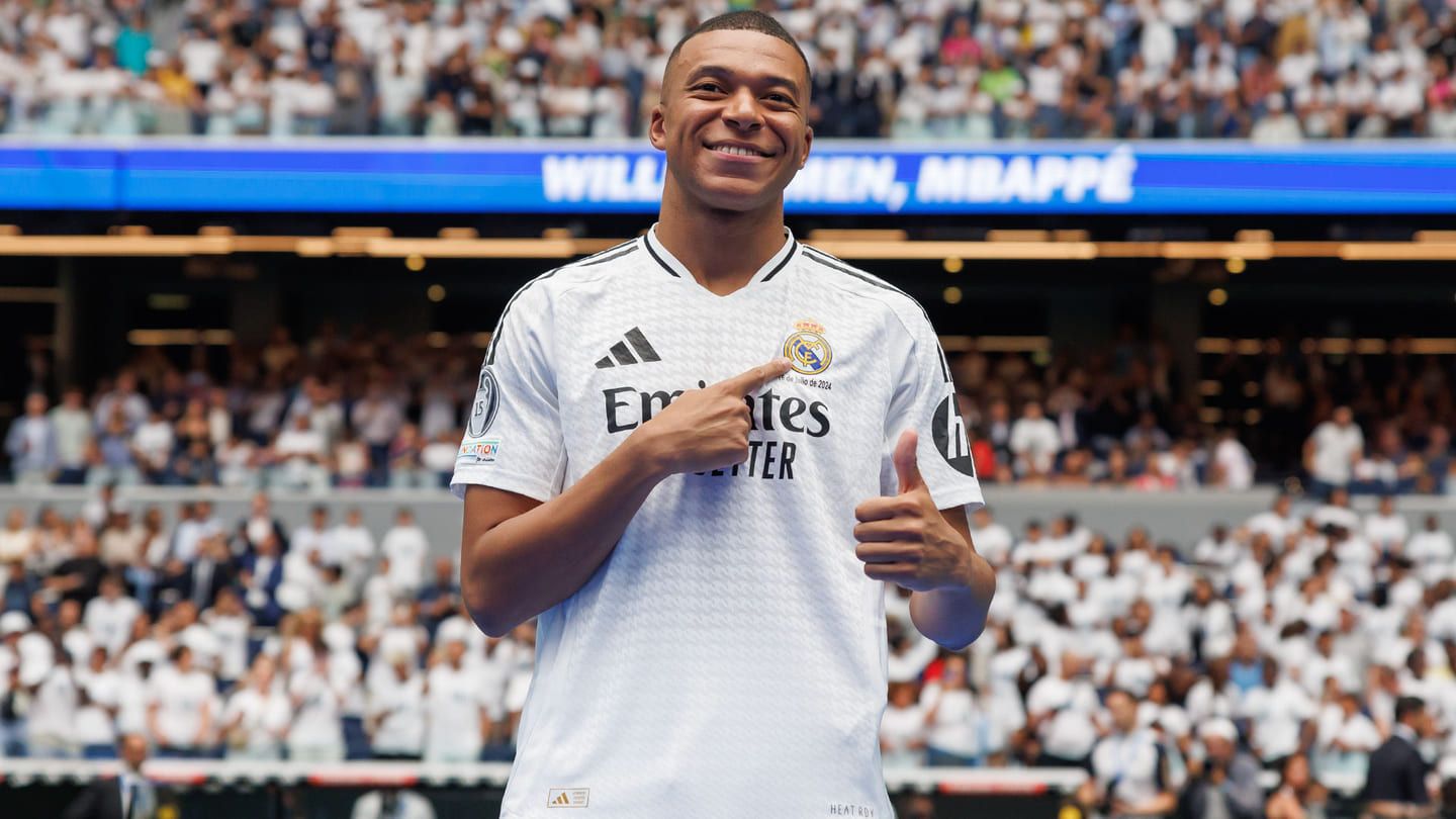 Kylian Mbappe en Real Madrid | Camisetasfutbol.jpg