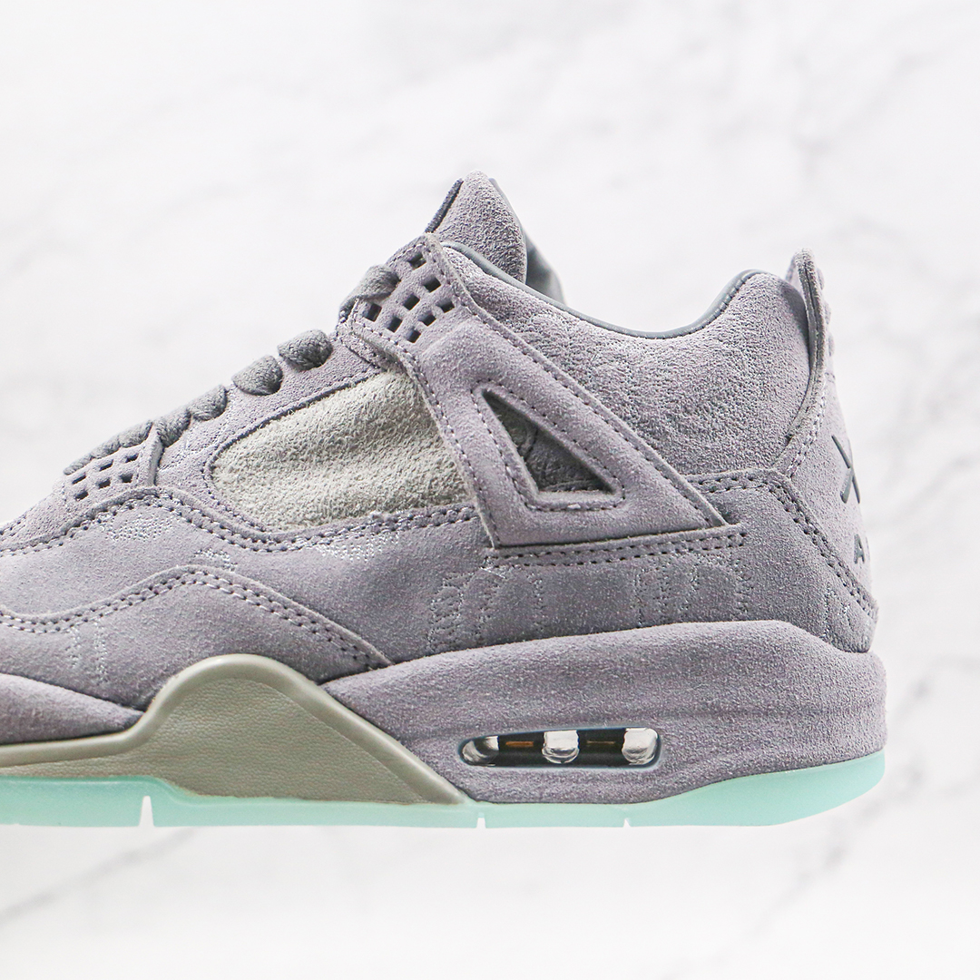 KAWS X AIR JORDAN 4 RETRO 'COOL GREY' | Más | camisetasfutbol