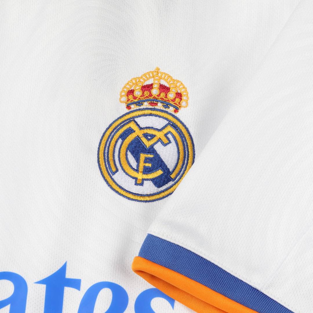 Conjuntos de Fútbol Personalizada 
1ª Real Madrid 2021/22