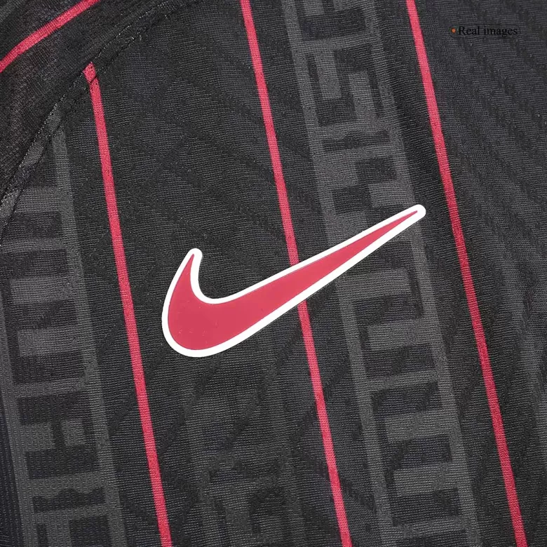 Camiseta Nike de Liverpool x LeBron James - Todo Sobre Camisetas