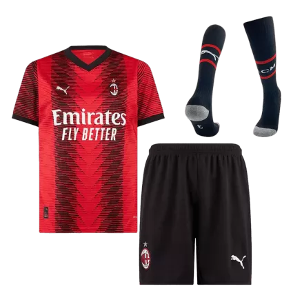 Conjunto Completo AC Milan 2023/24 Primera Equipación Local Hombre (Camiseta + Pantalón Corto + Calcetines) - camisetasfutbol
