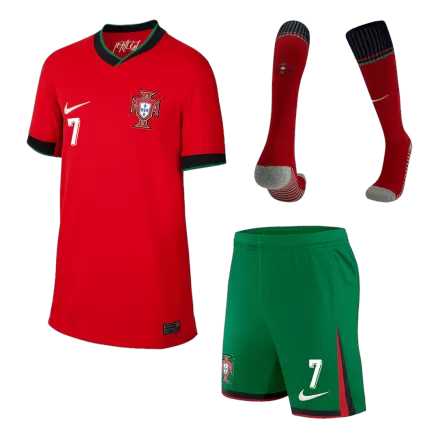 Miniconjunto Completo RONALDO #7 Portugal Euro 2024 Primera Equipación Local Niño (Camiseta + Pantalón Corto + Calcetines) - camisetasfutbol