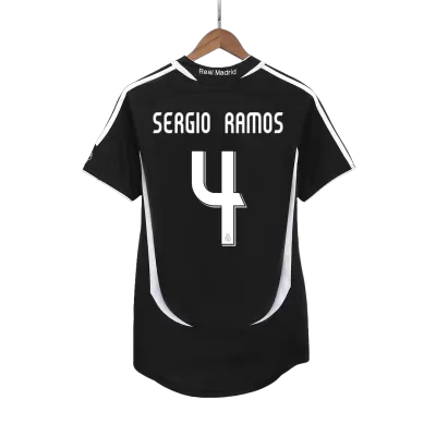 Camiseta Retro 2006/07 SERGIO RAMOS #4 Real Madrid Segunda Equipación Visitante Hombre - Versión Hincha - camisetasfutbol