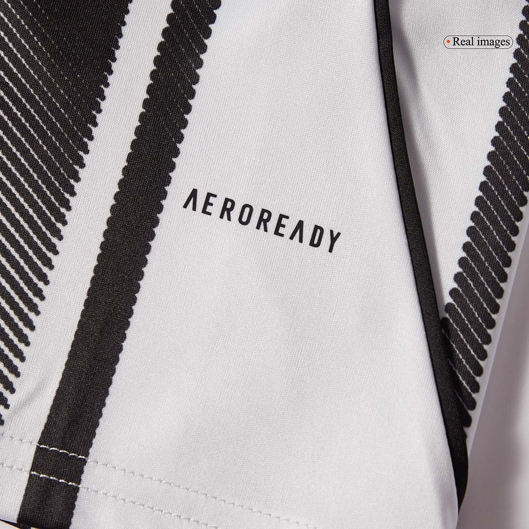 Conjunto Juventus 
2025/26 Primera Equipación - camisetasfutbol